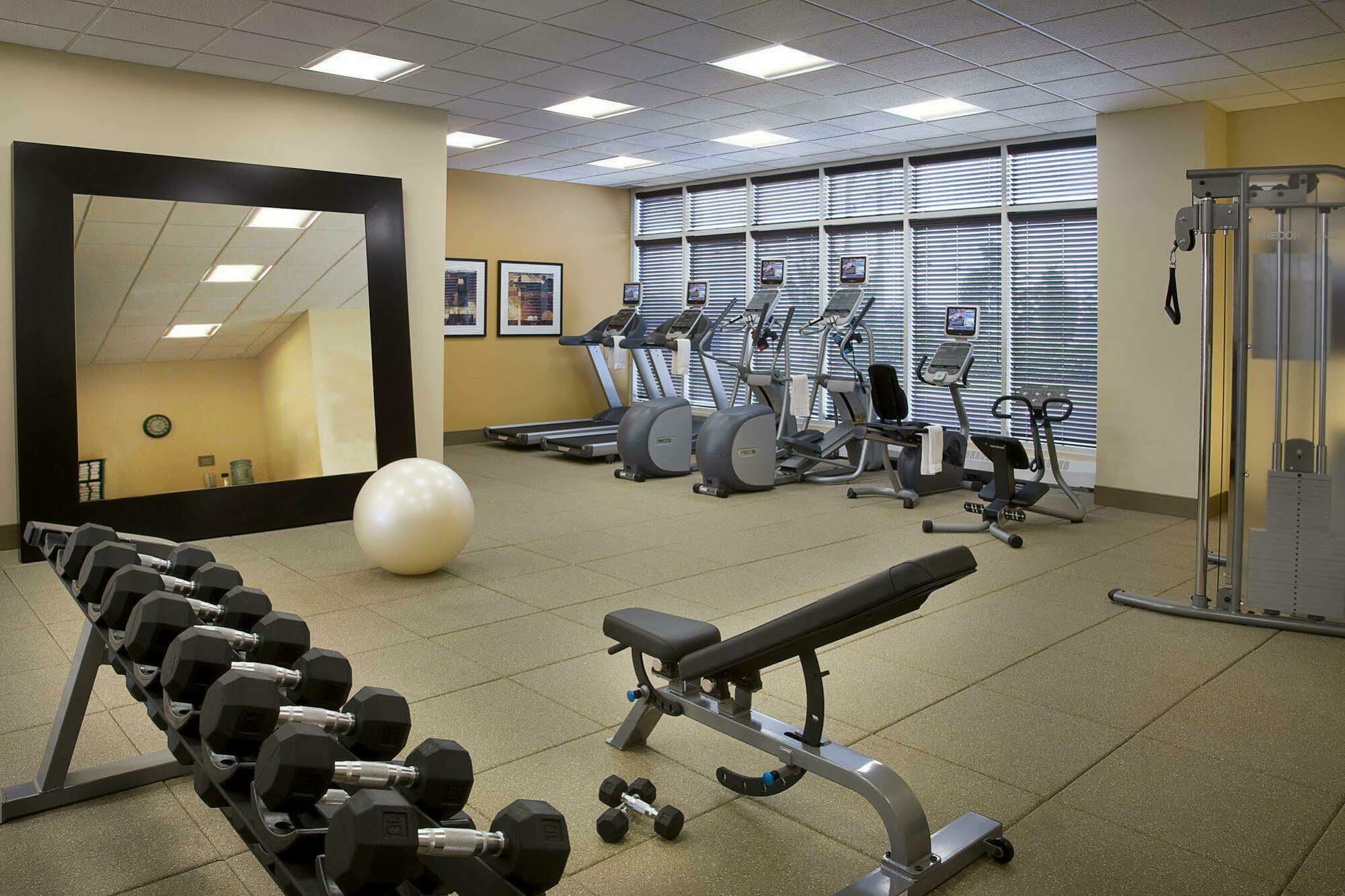 Hilton Garden Inn Toronto Airport West/Mississauga Exterior foto